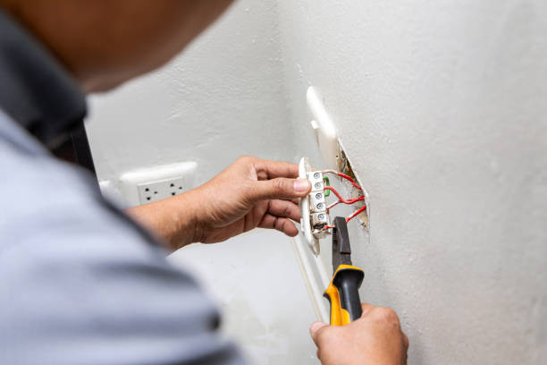 Best Affordable Emergency Electrician  in Nekoosa, WI